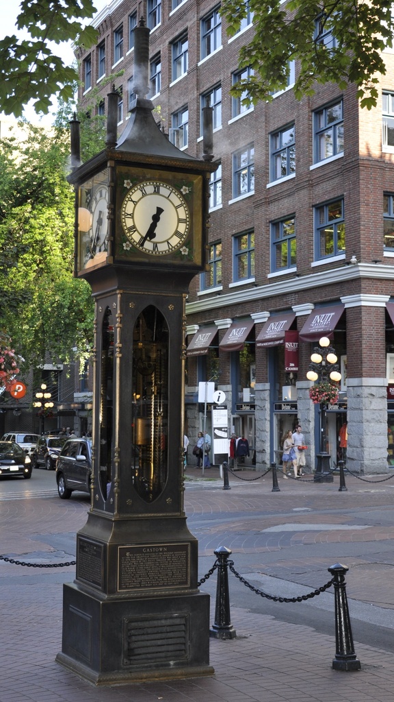 Gastown Steam Clock - Vancouver  by jin1x