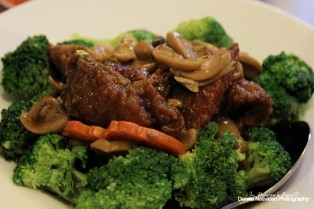 Stir Fry Beef With Broccoli by iamdencio