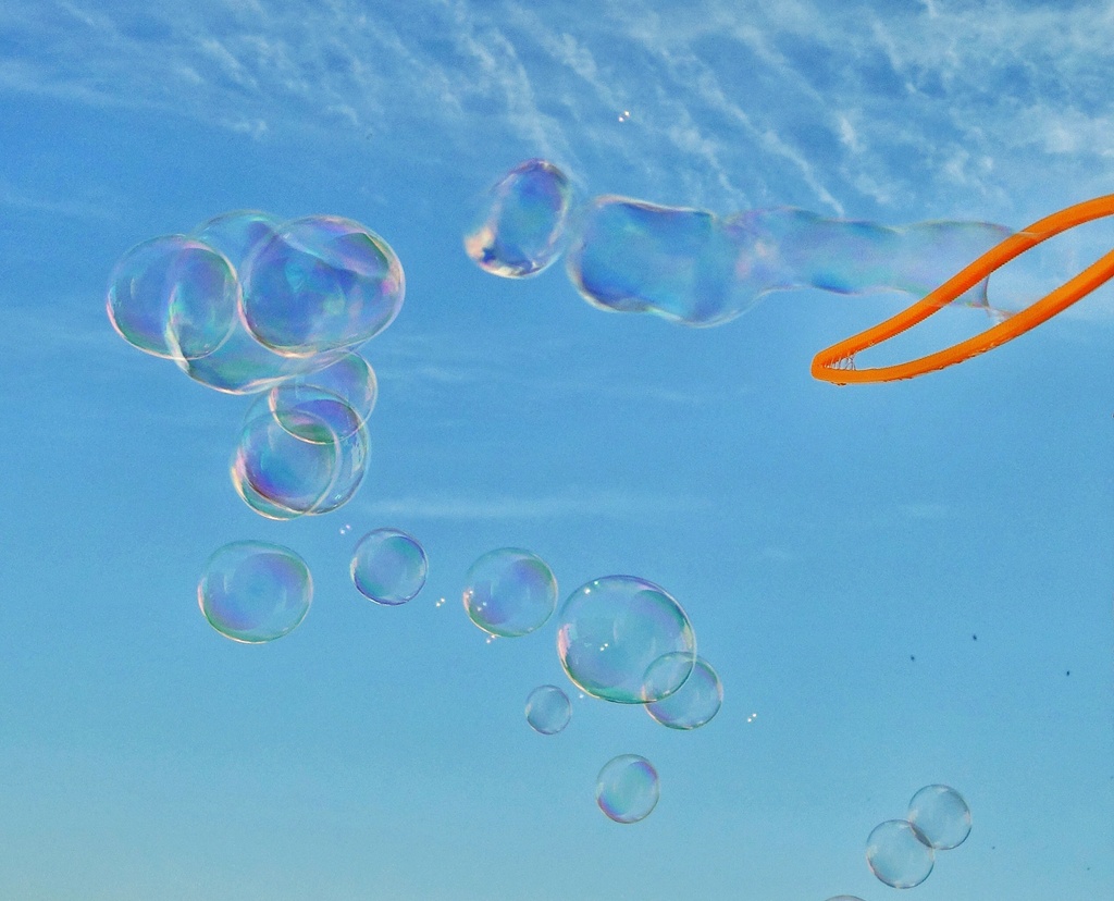 Bubbles in the sky. by cocobella