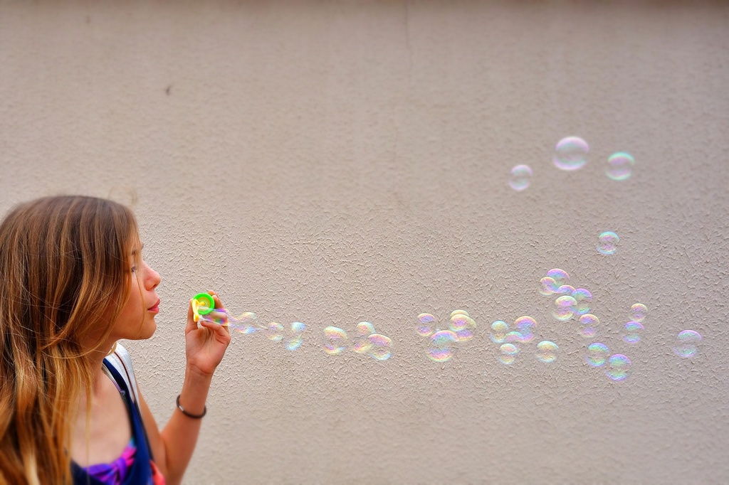 The bubble maker by cocobella