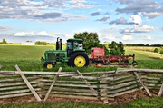 18th Jul 2014 - Tractor in the field