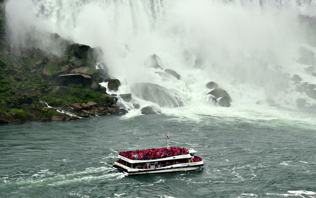maid of the mist by summerfield