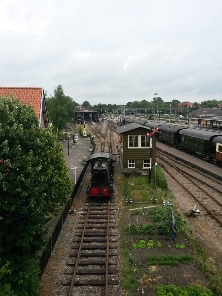 Hoorn - Van Dedemstraat by train365