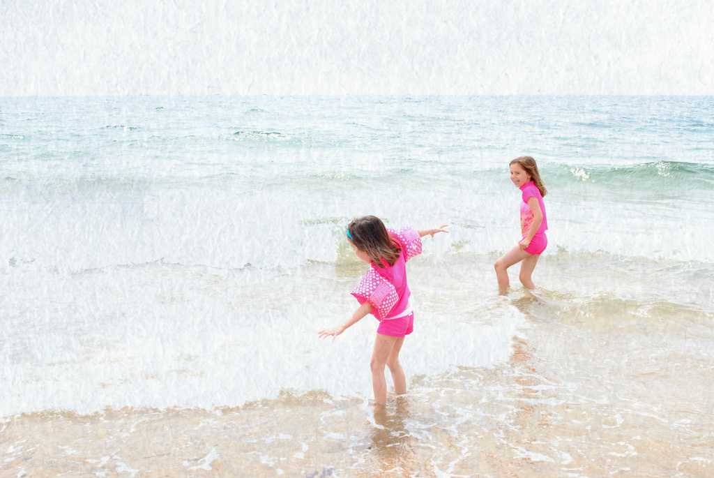 Smiling Sisters at the Seashore by alophoto