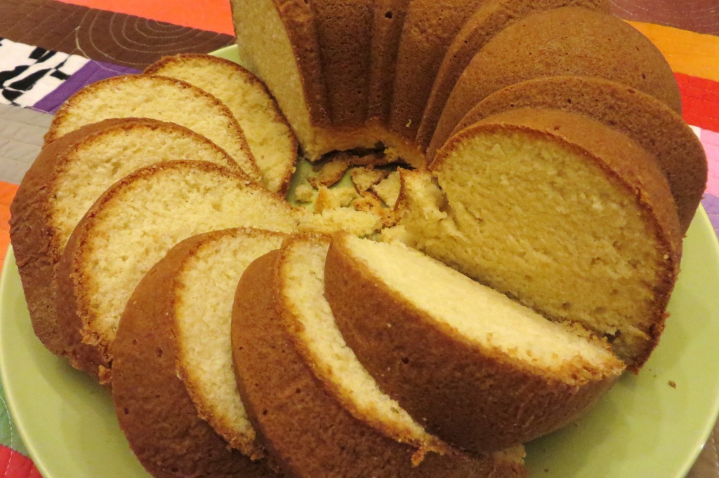 Vanilla Pound Cake by margonaut