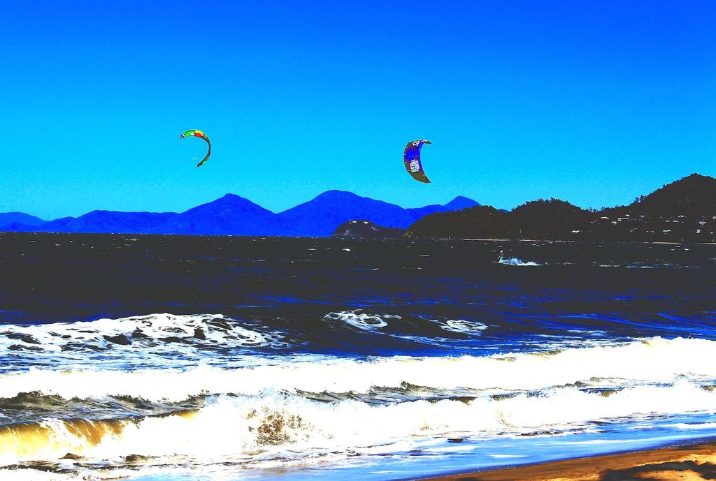 Paragliding blues by kiwinanna