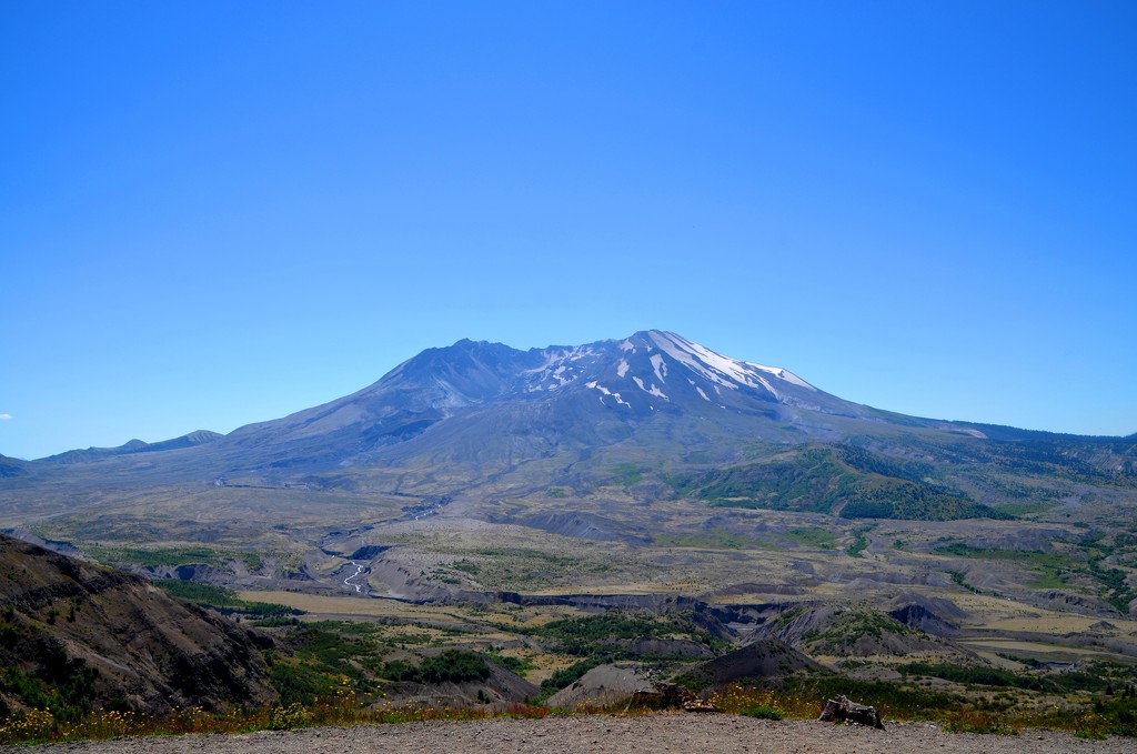 Mount St Helens by mariaostrowski