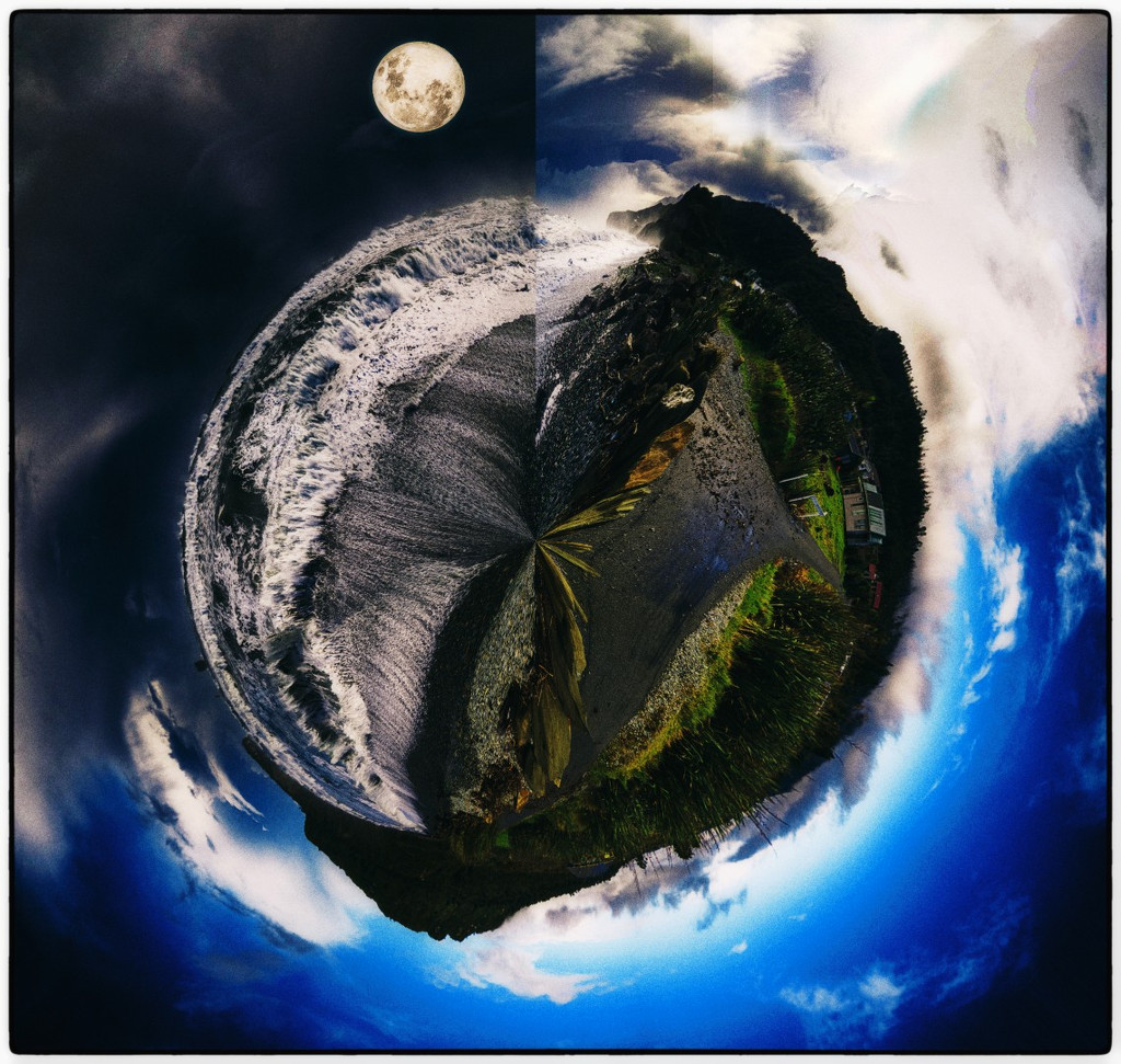 Day and night on little planet by kali66
