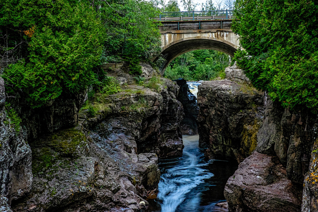 Temperance River Bridge by tosee