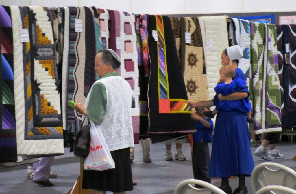 Amish Quilt Show by tunia