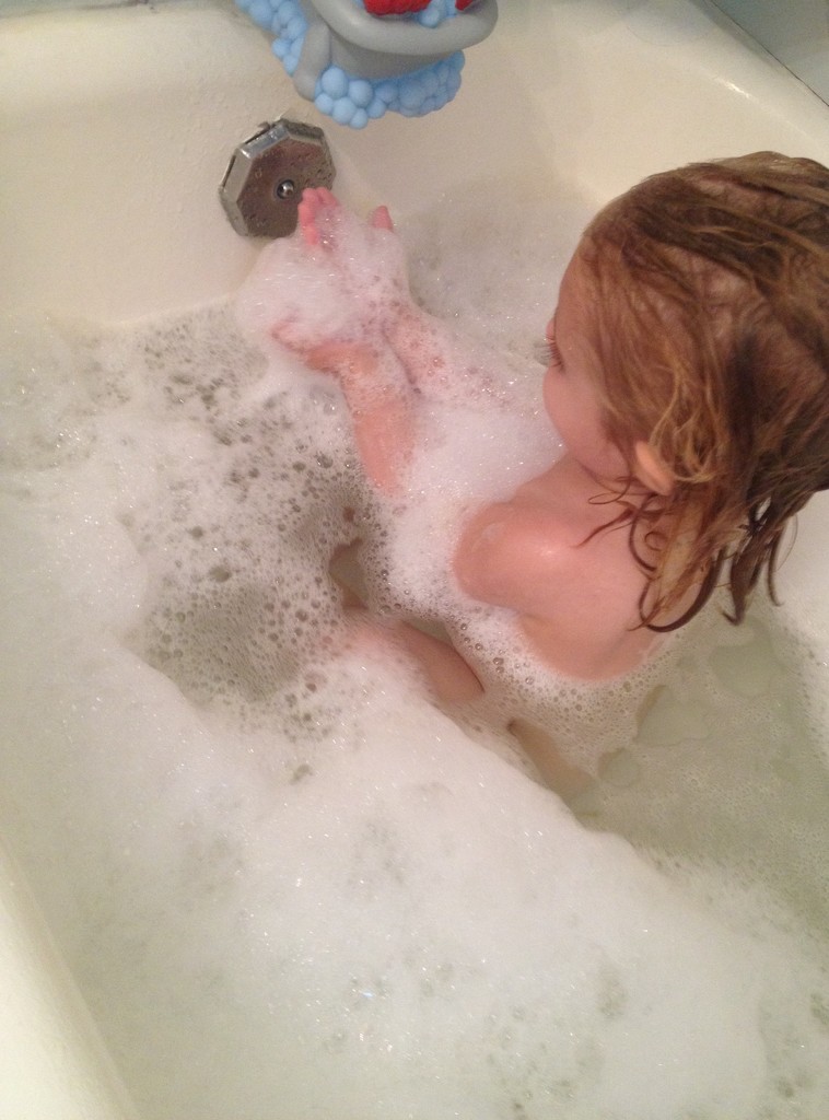 Bubble bath by mdoelger