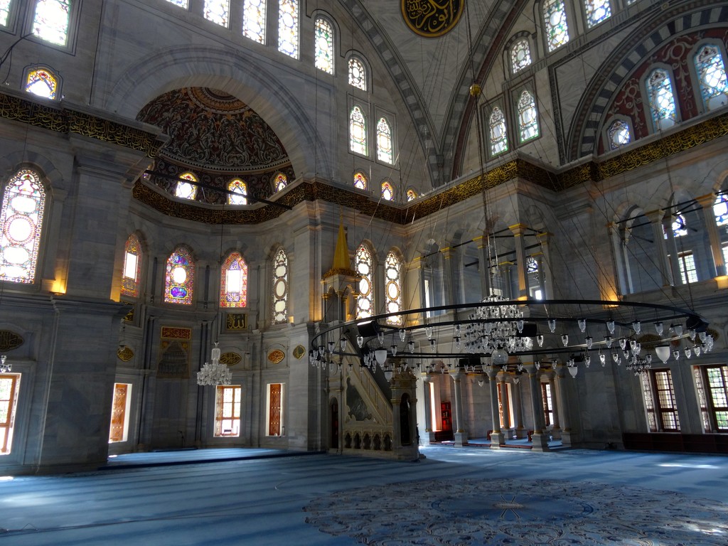 Nuru Osmaniye Mosque Istanbul by padlock