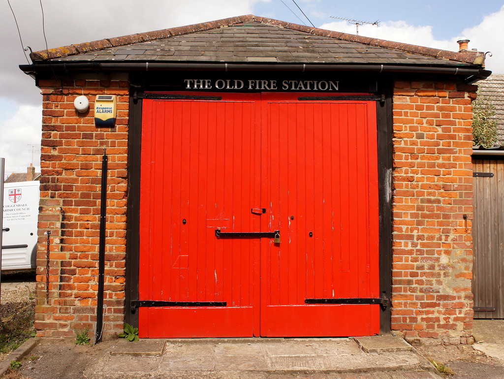 Old fire station by boxplayer