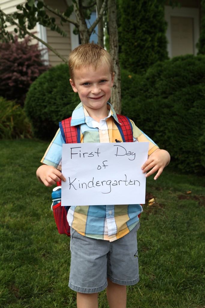 First day of Kindergarten by whiteswan