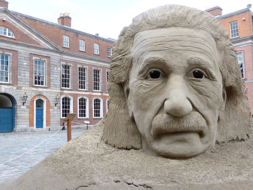 Albert Einstein at Dublin Castle by kjarn