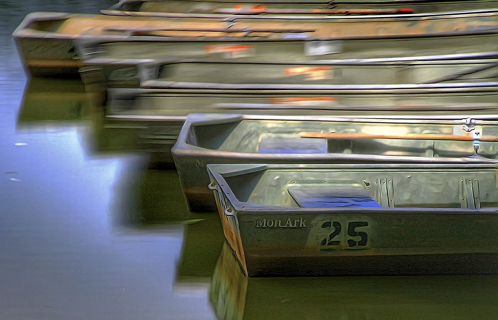Floating Boats by sbolden