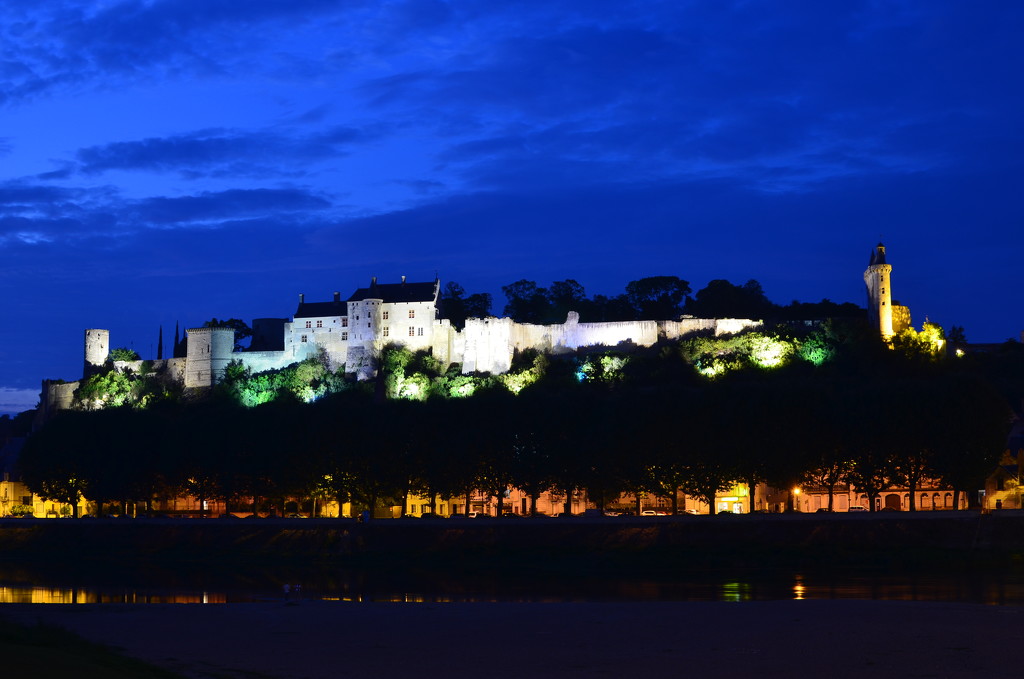 NF-SOOC-September - Day 6:  Château de Chinon by vignouse