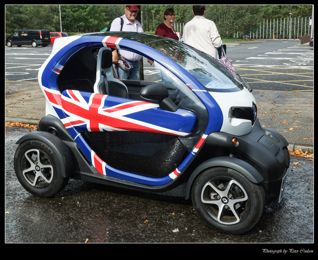 Twizy by pcoulson