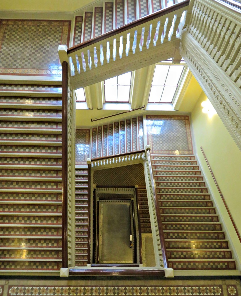 Down Stairs by rosiekerr