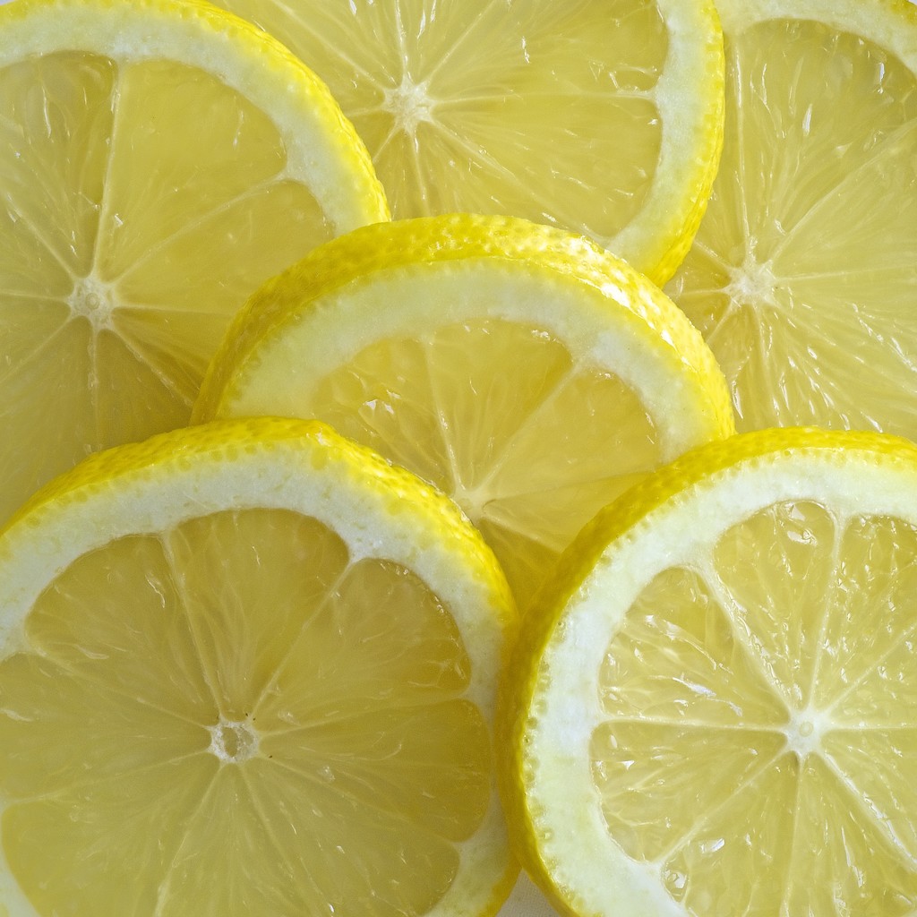 Yellow Lemons by kwind