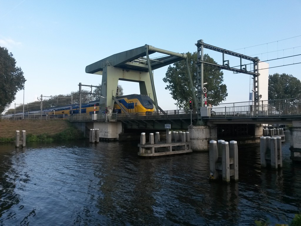 Alkmaar - Helderseweg by train365