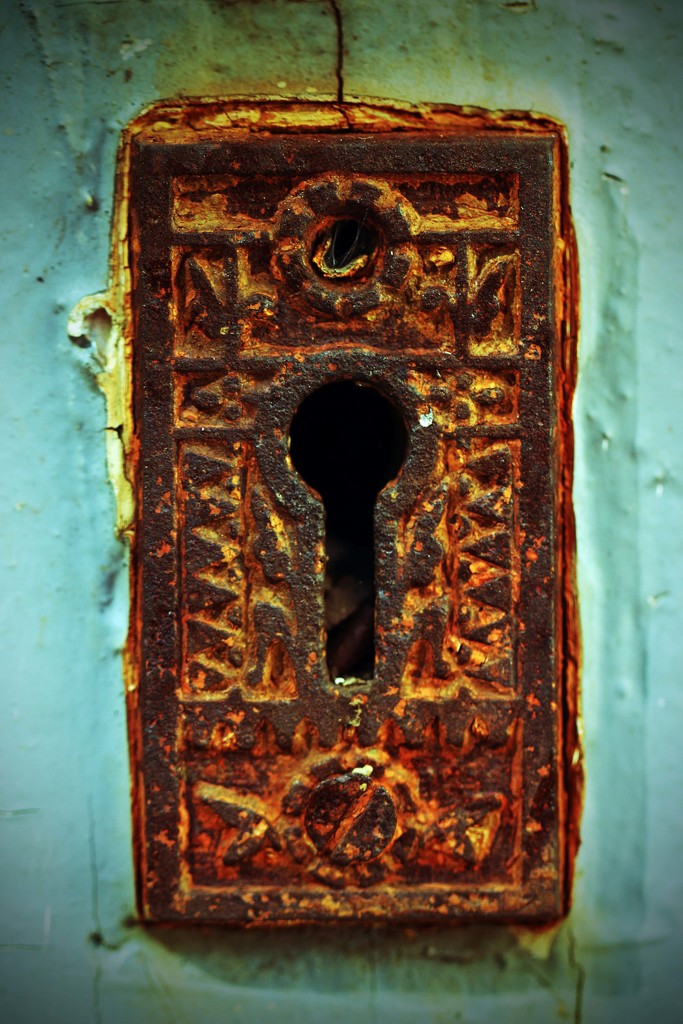 Keyhole From Another Time  by mzzhope