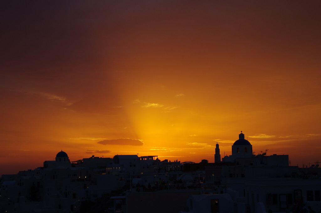 Oia Sunset by vickisfotos