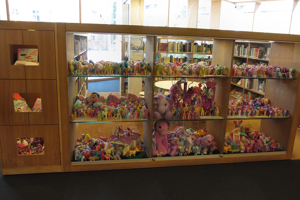 Turku City Library - My Little Pony collection IMG_3742 by annelis