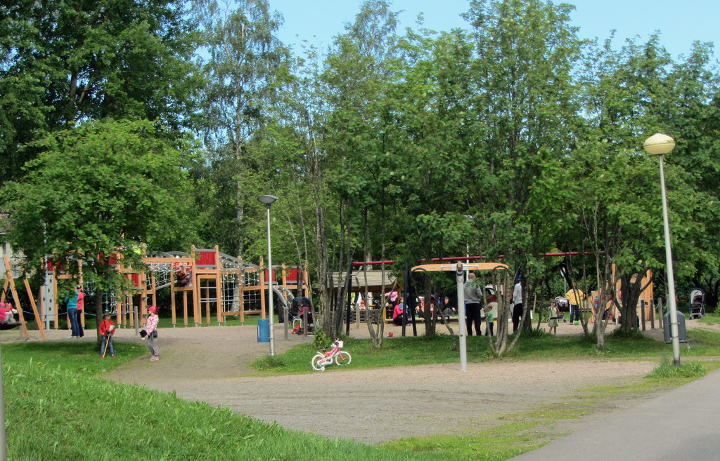 Jaakonmäki playground  IMG_4178 by annelis