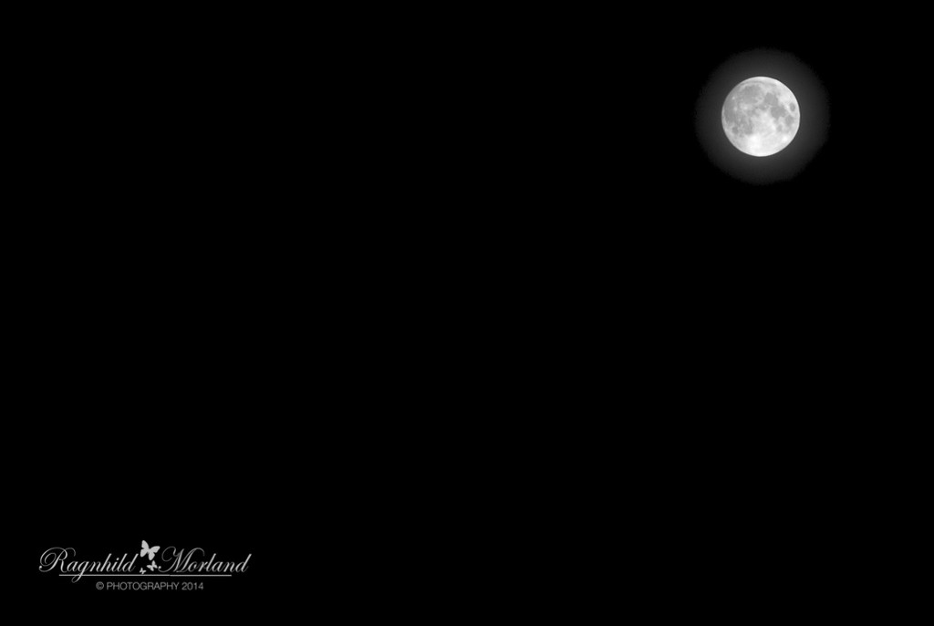 The Moon by ragnhildmorland