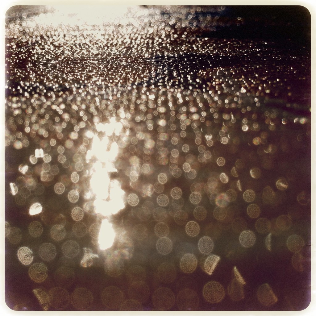 Sunny rains by mastermek