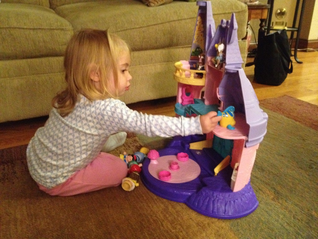 Playing with her princess castle by mdoelger