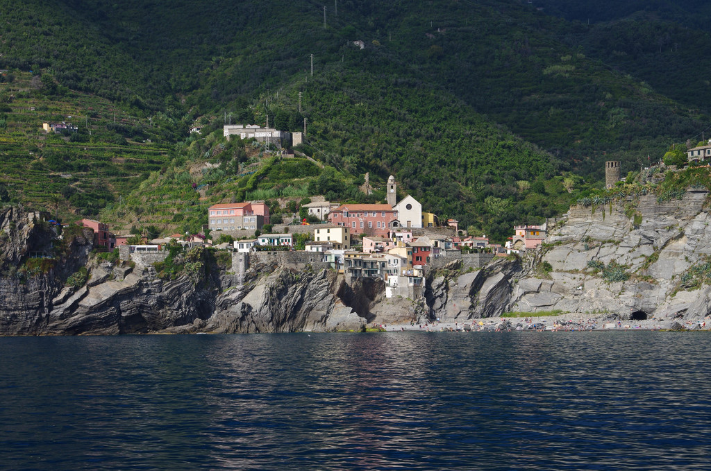 Vernazza, Cinque Terre, Italy by vickisfotos