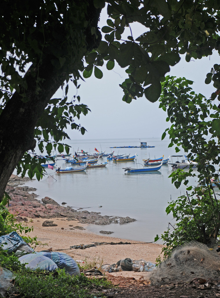 Fishing boats Pulau Sayak by ianjb21