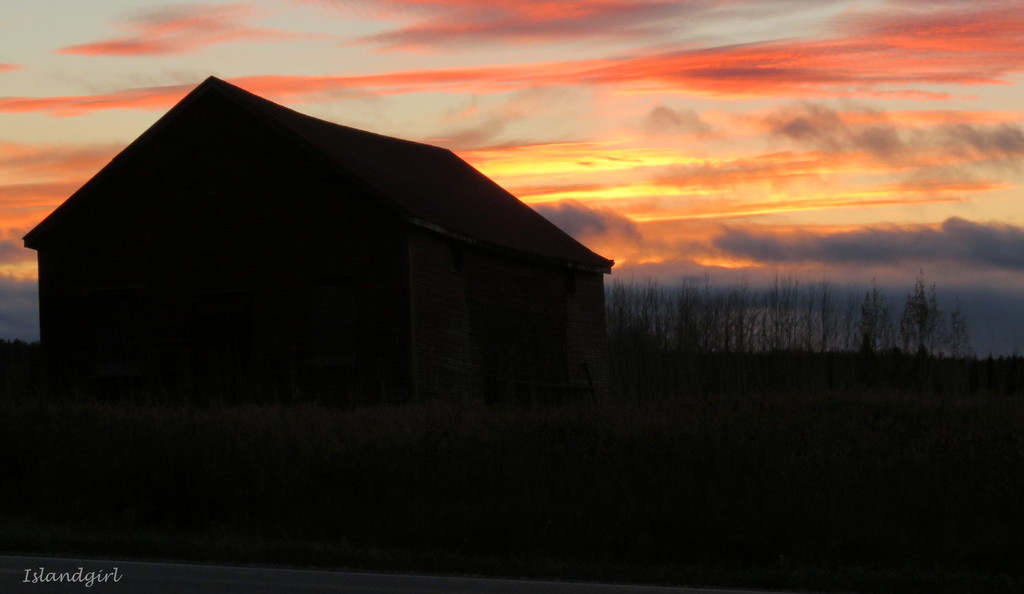 The Barn at Sunset  by radiogirl
