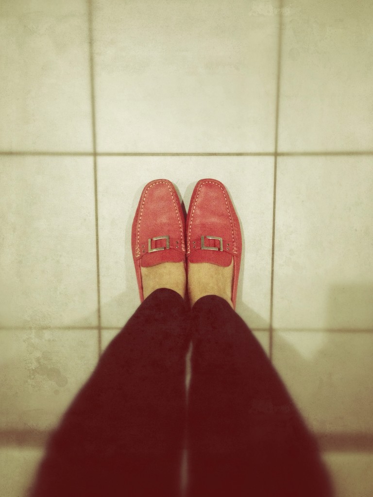 Red shoefie by cocobella