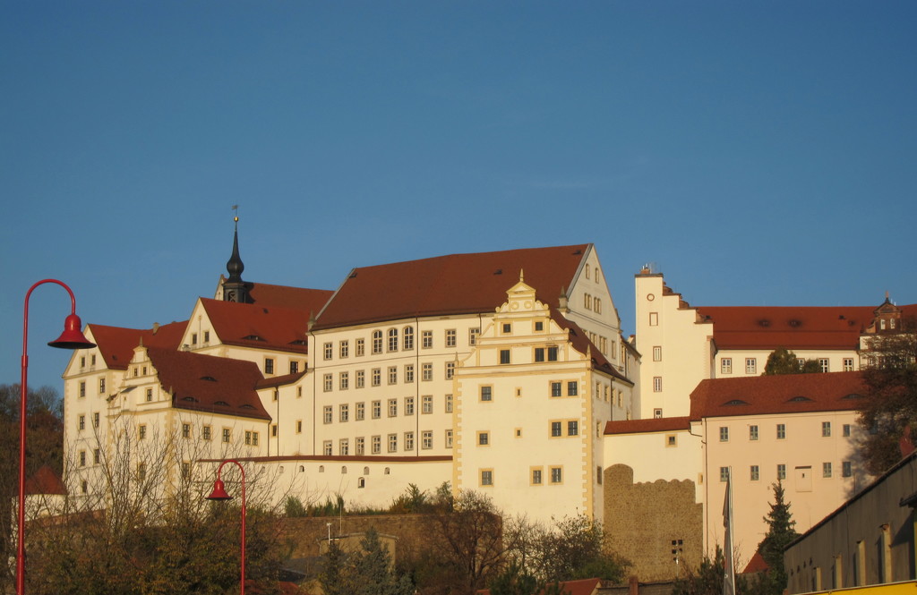 Colditz Castle by elainepenney