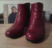 5th Nov 2014 - new red boots