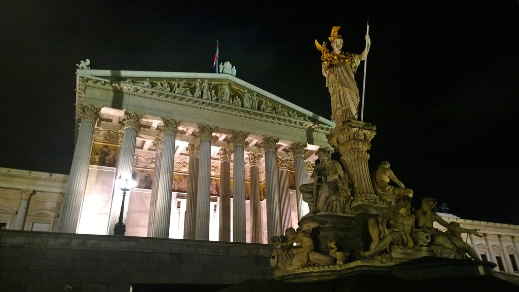 Parliament of Vienna by petaqui