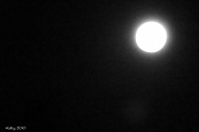 26th Oct 2010 - Moon