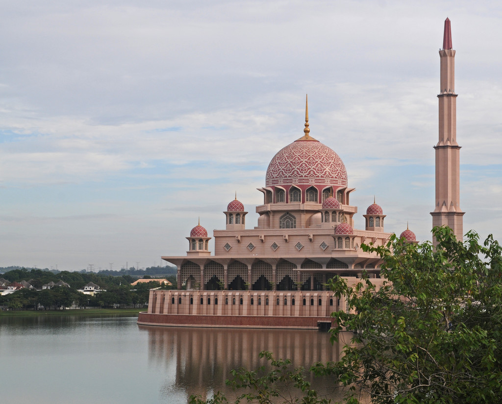 Masjid Putra Jaya by ianjb21