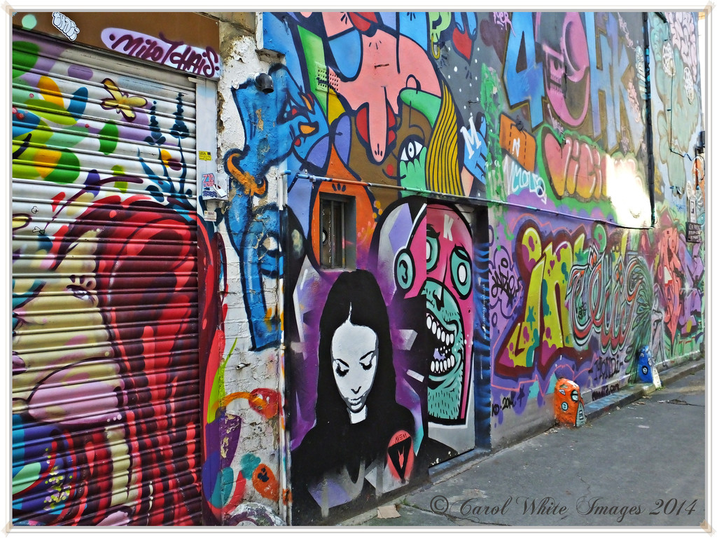 Graffiti 2 by carolmw