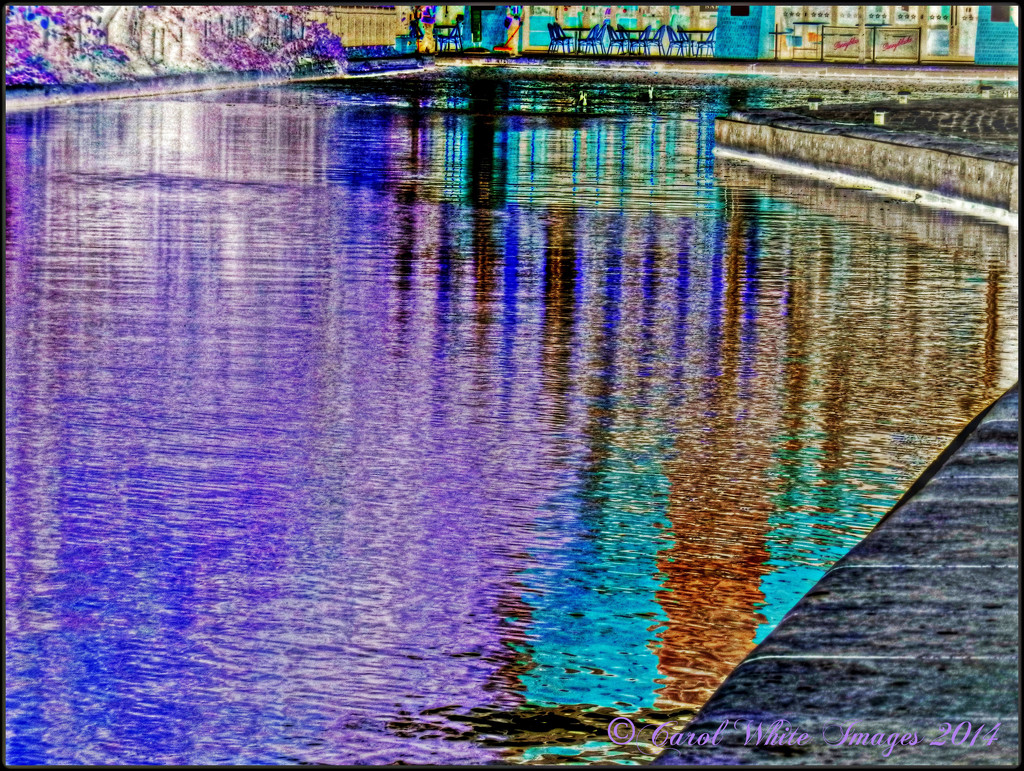 Canal Reflections In Birmingham(ETSOOI) by carolmw