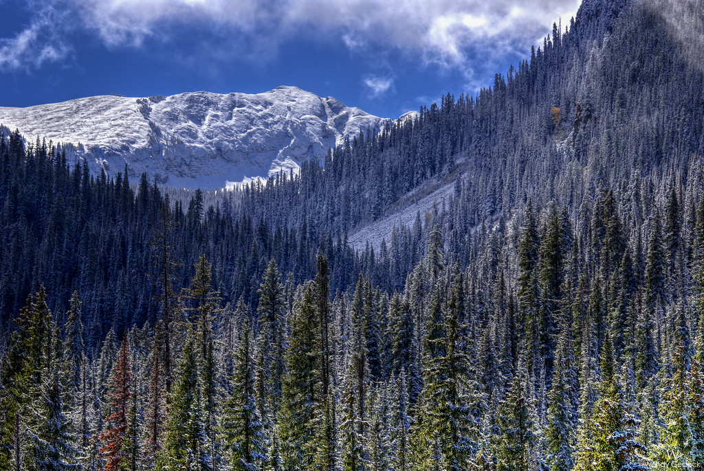 The Mountains Greet the Snow by exposure4u