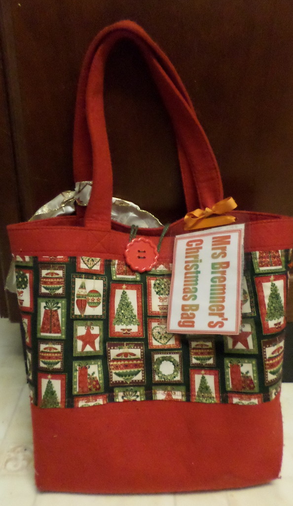 Mrs B's Christmas Bag by sarah19