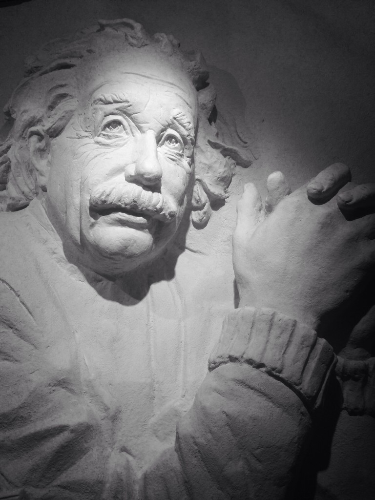 Einstein by sarahabrahamse