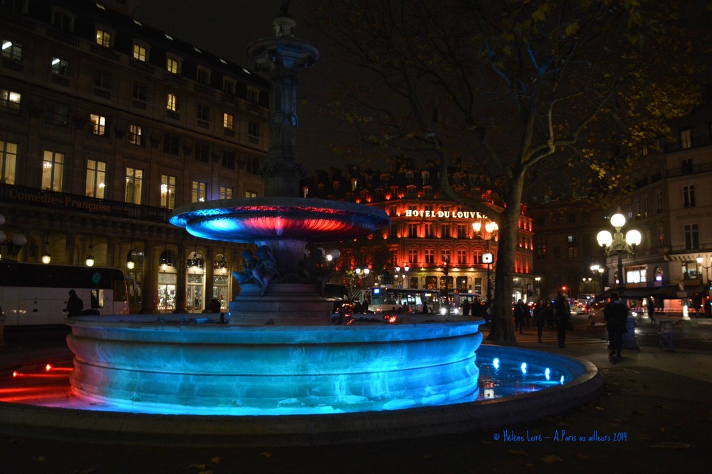 red & blue fountain by parisouailleurs