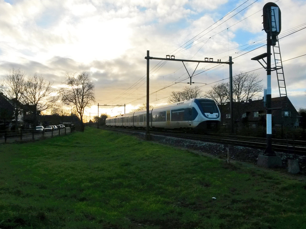 Heiloo - Heerenweg by train365