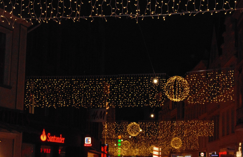 Christmas Lights by justaspark
