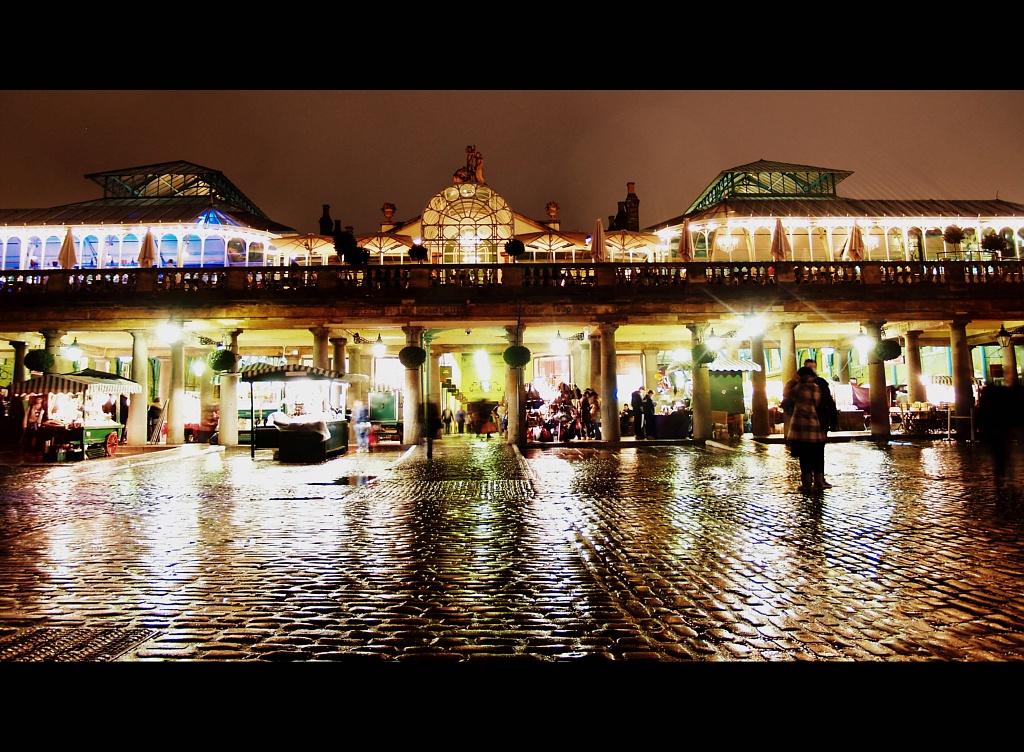 Covent Garden by Night by rich57